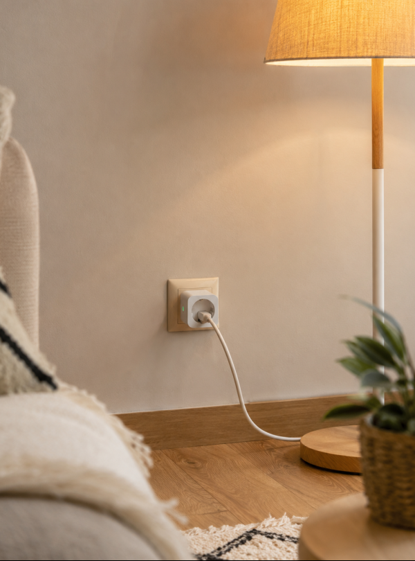 <b>OnePro</b> • Умная розетка с wi-fi таймером смарт с выключателем для экономии энергии программируемая для автоматического управления электроприборами для автоматизации включения отключения Tuya для интернета дома дачи кухни квартиры Белый