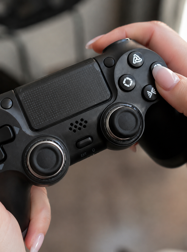 <b>OnePro</b> • Джойстик бездротовий геймпад для PS3 PS4 PC Android iOS Bluetooth універсальний Чорний